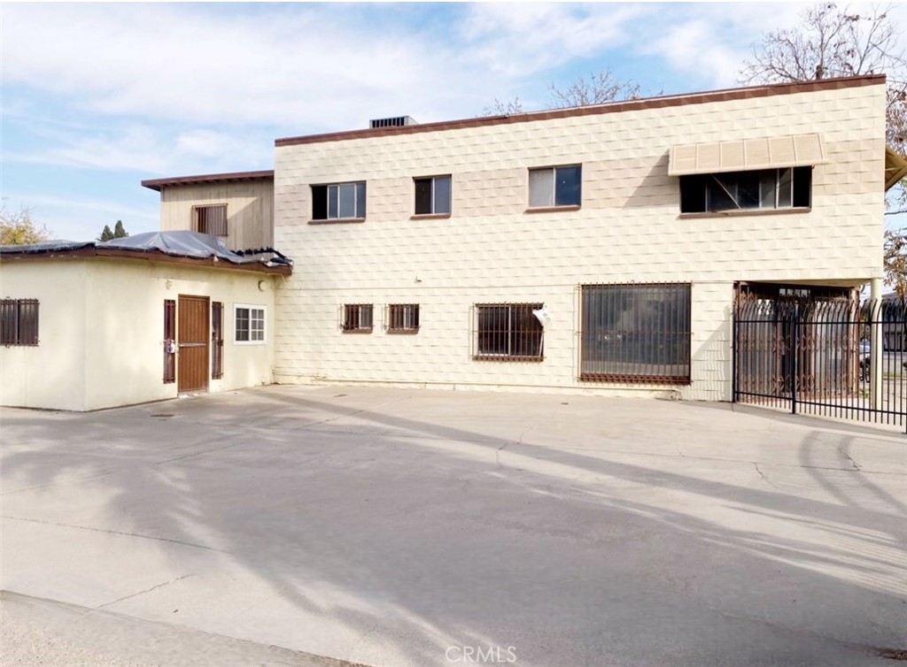 338 W 7th Street