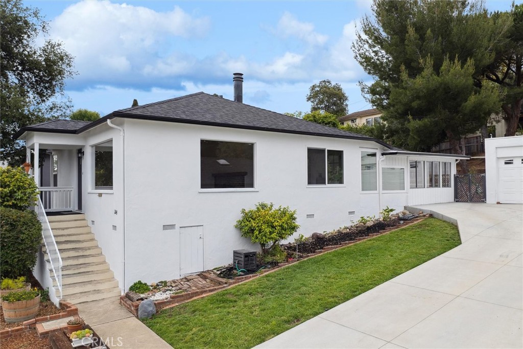 2141 Sierra Way