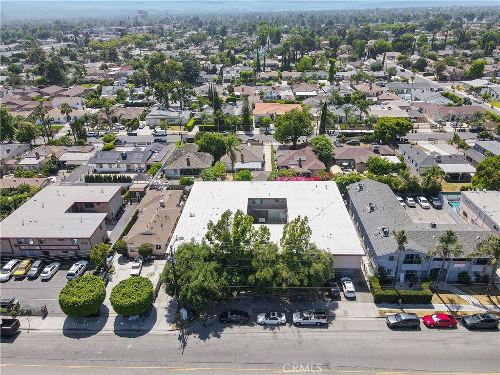 6535 Fulton