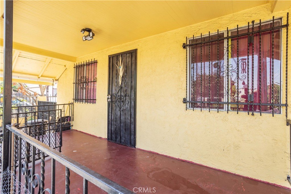 1614 E 49th Street