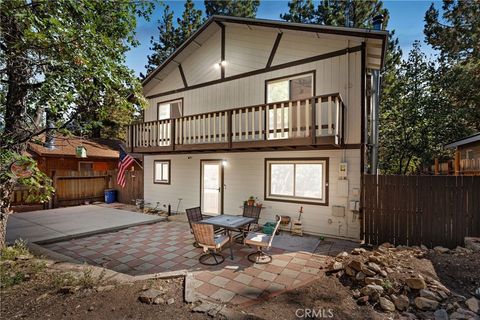 Photo of 249 Cedar Lane, Sugarloaf, CA 92386 (MLS # HD25196475)