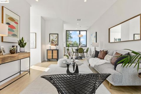 Photo of 1235 Hampel St. St, Oakland, CA 94602 (MLS # 41116788)