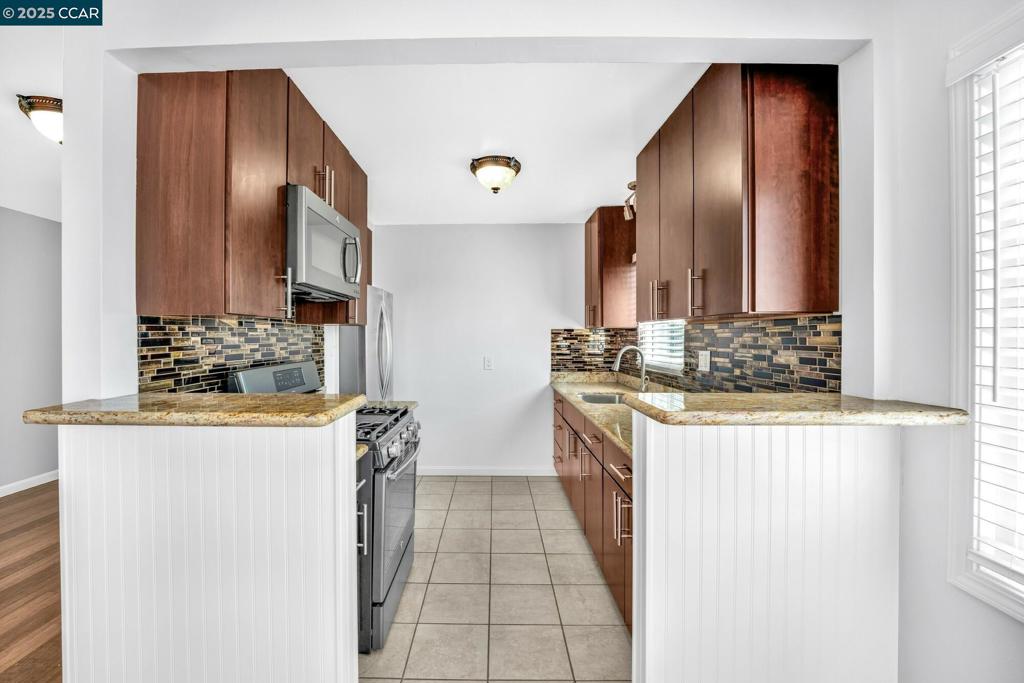 NORTH BERKELEY - Residential Income