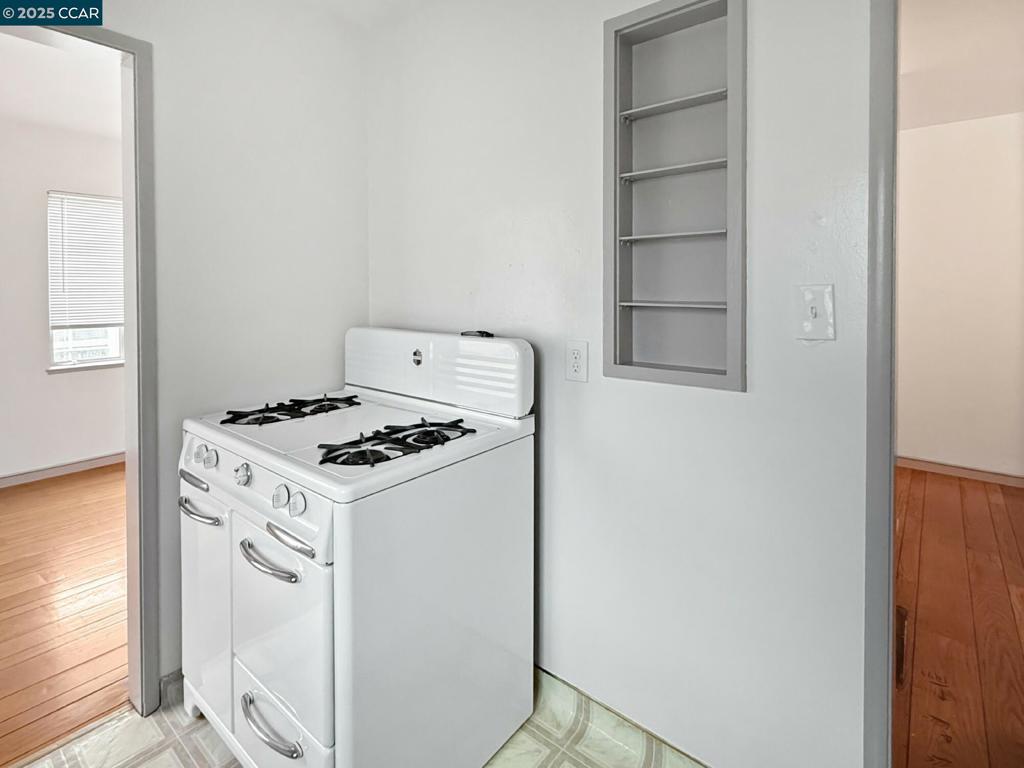 NORTH BERKELEY - Residential Income