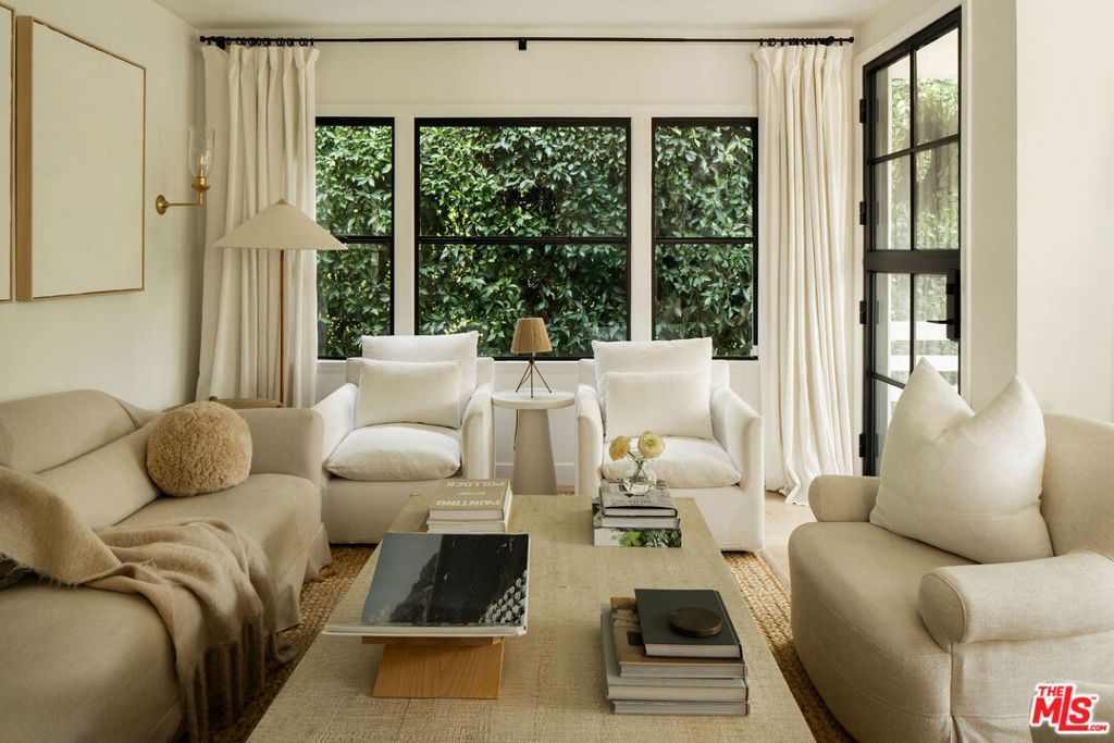 Photo of 4080 Alla Road, Los Angeles, CA 90066 (MLS # 26655971)