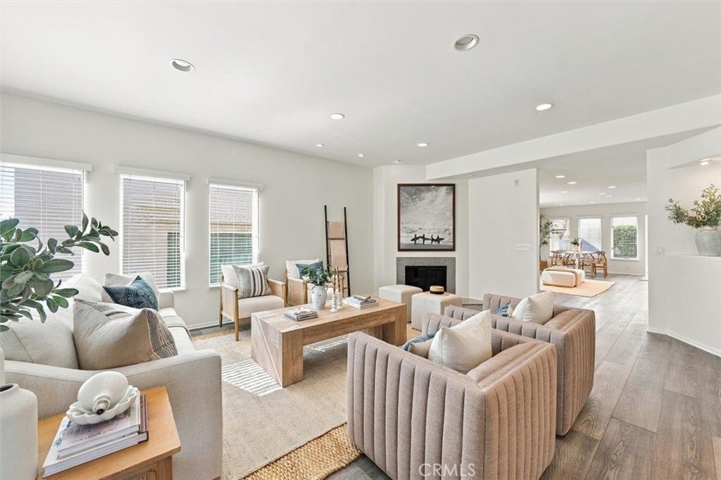 17 16th Street