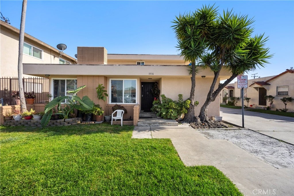 3516 Beechwood