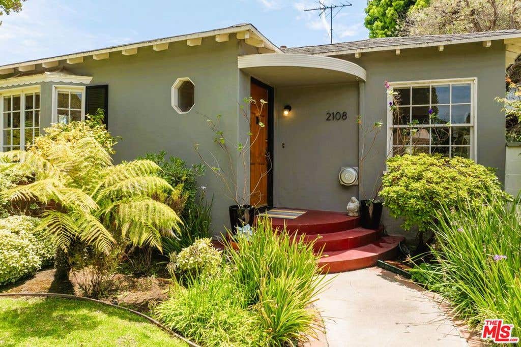 Photo of 2108 Hill Street, Santa Monica, CA 90405 (MLS # 26859073)