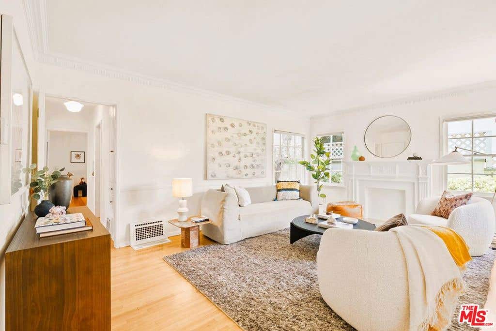 Photo of 2108 Hill Street, Santa Monica, CA 90405 (MLS # 26859073)