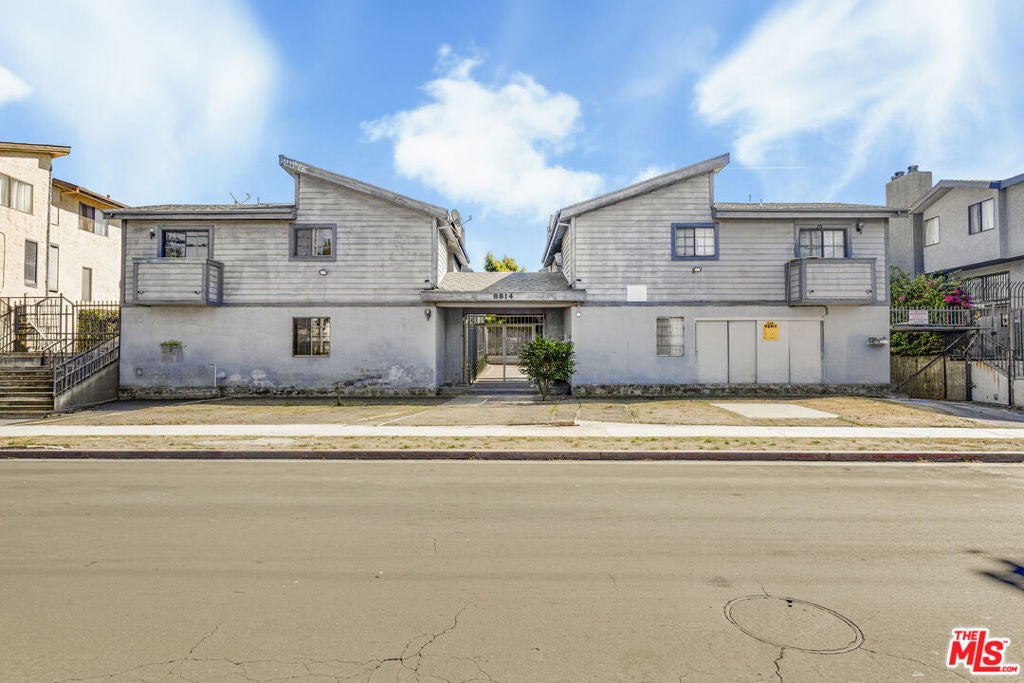 8814 Willis Avenue