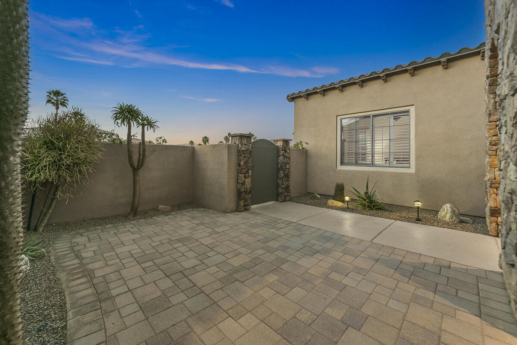 Montage at Santa Rosa - Residential