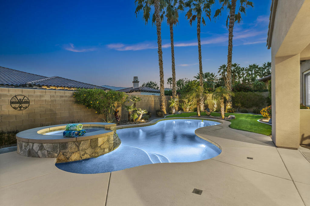 Montage at Santa Rosa - Residential