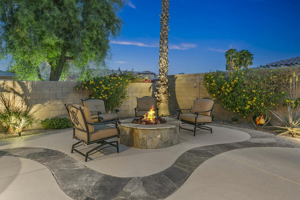 Montage at Santa Rosa - Residential