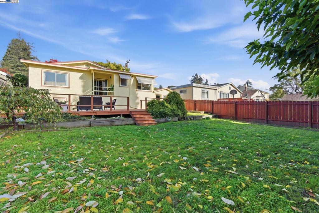 LAUREL - Residential