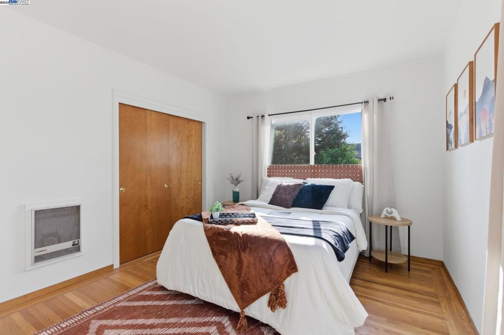 LAUREL - Residential