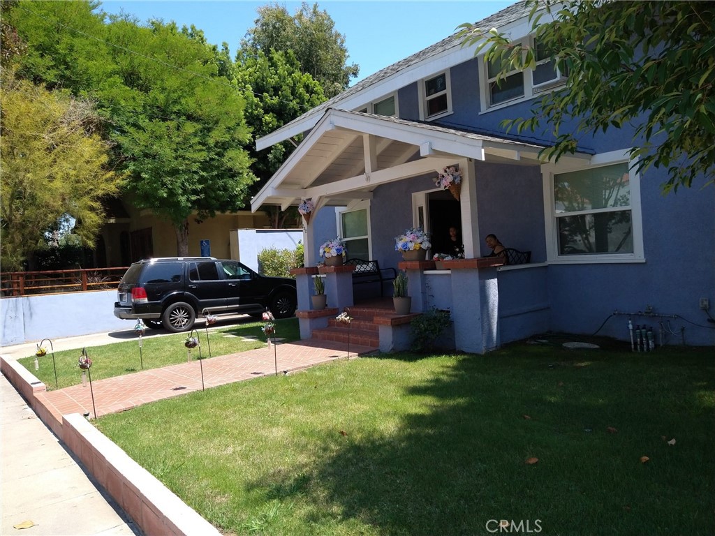 202 W 20th Street