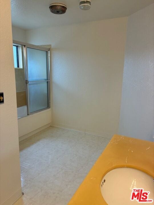 1041 2nd Street 5