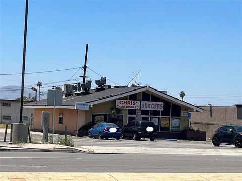 407 Iowa Avenue Riverside CA 92507