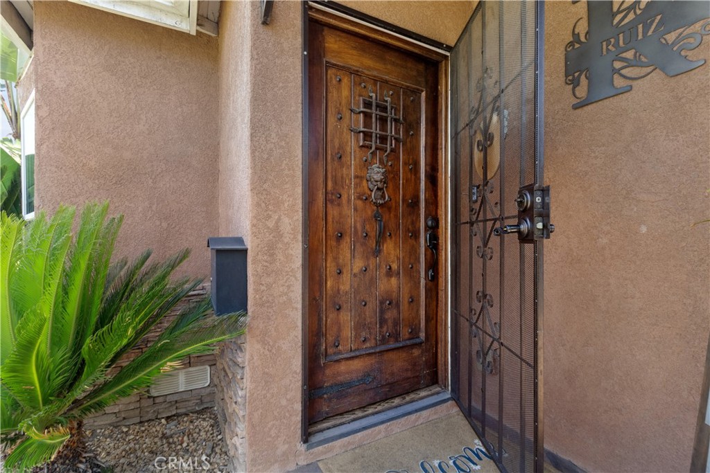 340 N. Sunset Ave