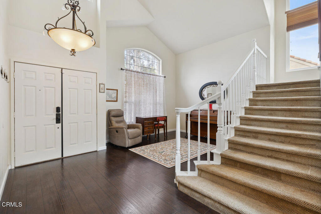 2604 Vista Loop