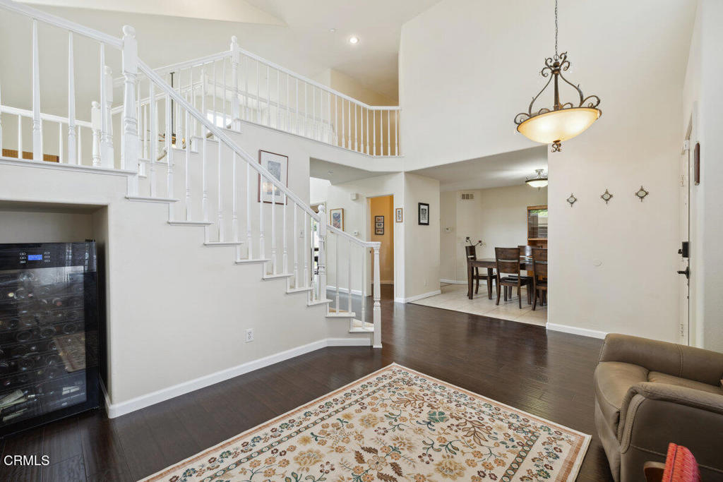 2604 Vista Loop