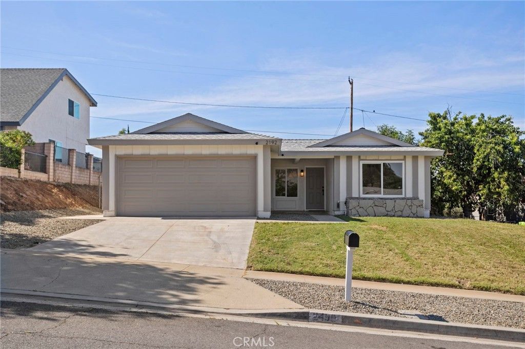 Photo of 2192 Adrienne Dr, Corona, CA 92882 (MLS # IV26063353)