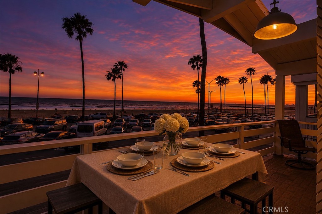 2212 W Oceanfront