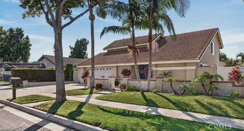 Photo of 151 S Quintana Dr DR, Anaheim Hills, CA 92807 (MLS # PW26212130)