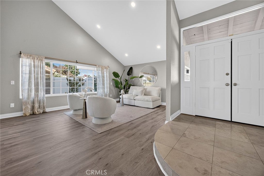 151 S Quintana Dr