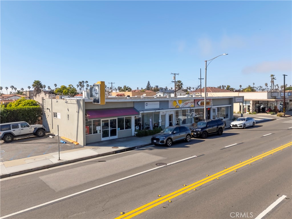 1215 S Pacific Coast