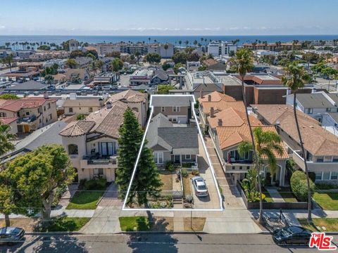 Tiny photo for 213 S Francisca Avenue, Redondo Beach, CA 90277 (MLS # 25580203)