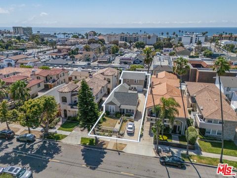 Photo of 213 S Francisca Avenue, Redondo Beach, CA 90277 (MLS # 25580203) Photo of 213 S Francisca Avenue, Redondo Beach, CA 90277 (MLS # 25580203)