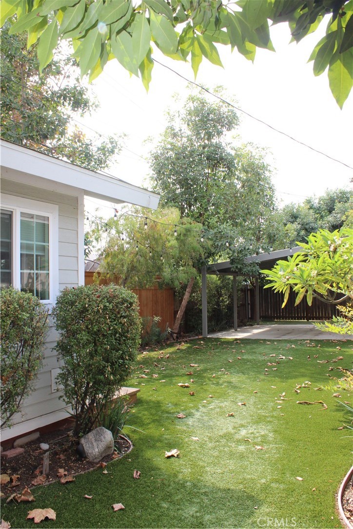 924 Oleander Street