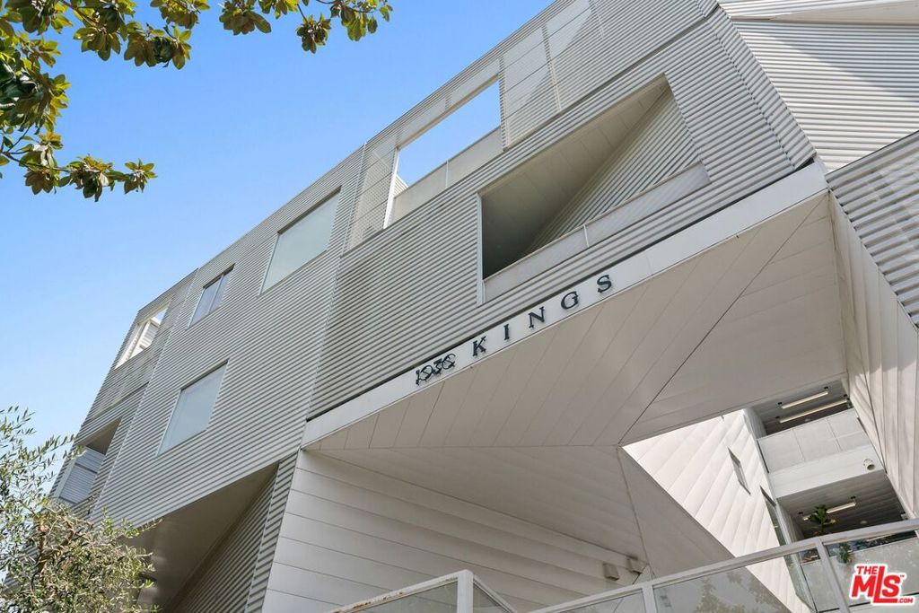 Photo of 1030 N Kings Road #306, West Hollywood, CA 90069 (MLS # 25570785)