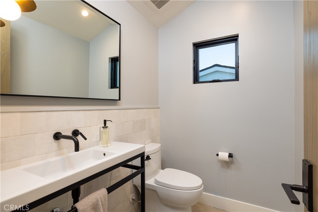 Corona del Mar South of PCH (CDMS) - Residential