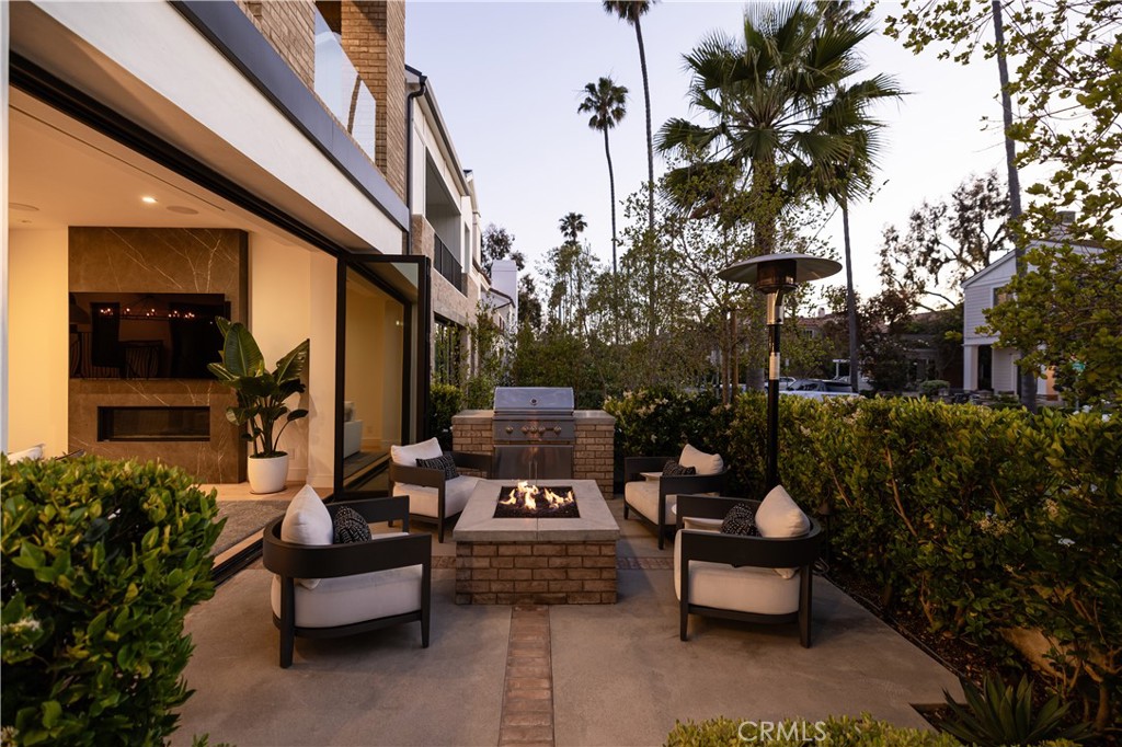 Corona del Mar South of PCH (CDMS) - Residential