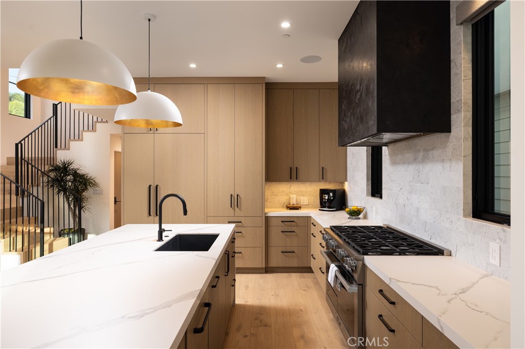 Corona del Mar South of PCH (CDMS) - Residential