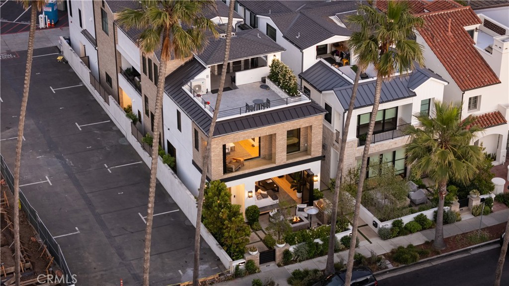 Corona del Mar South of PCH (CDMS) - Residential