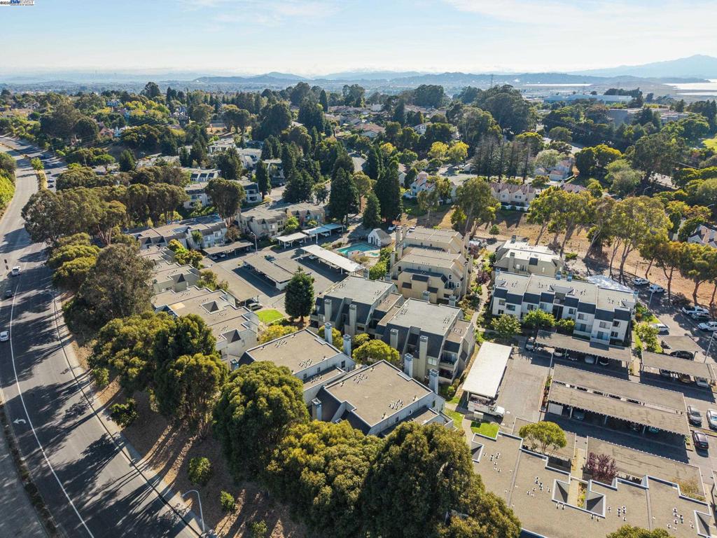 RICHMOND HEIGHTS - Residential