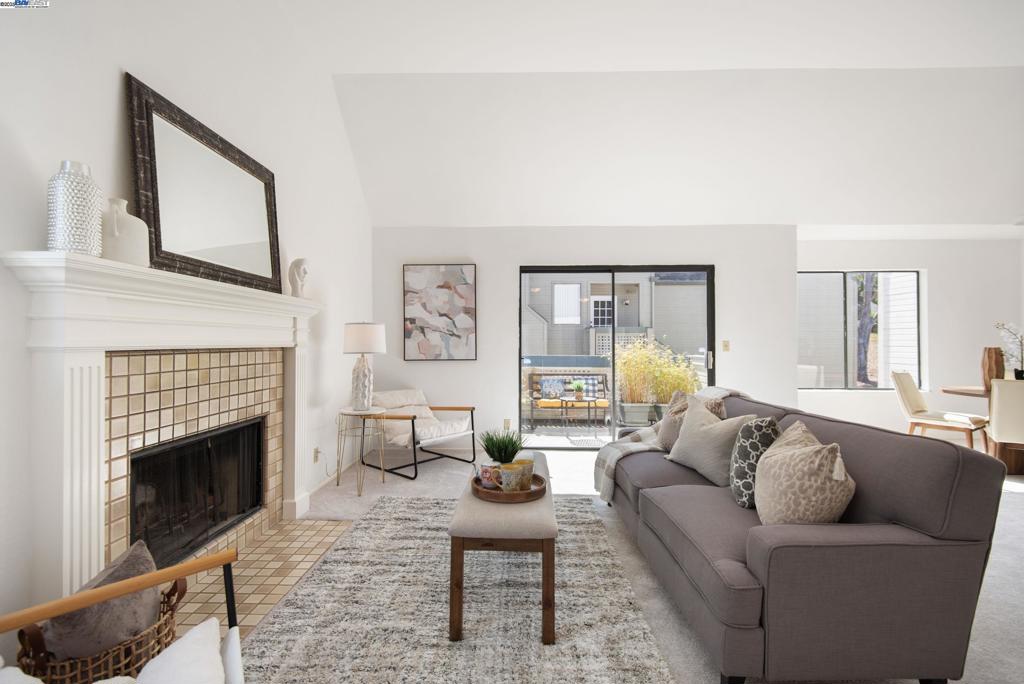 RICHMOND HEIGHTS - Residential
