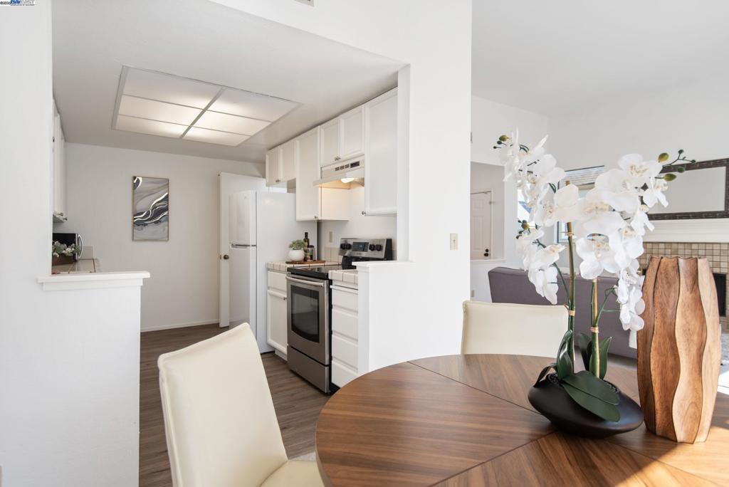 RICHMOND HEIGHTS - Residential