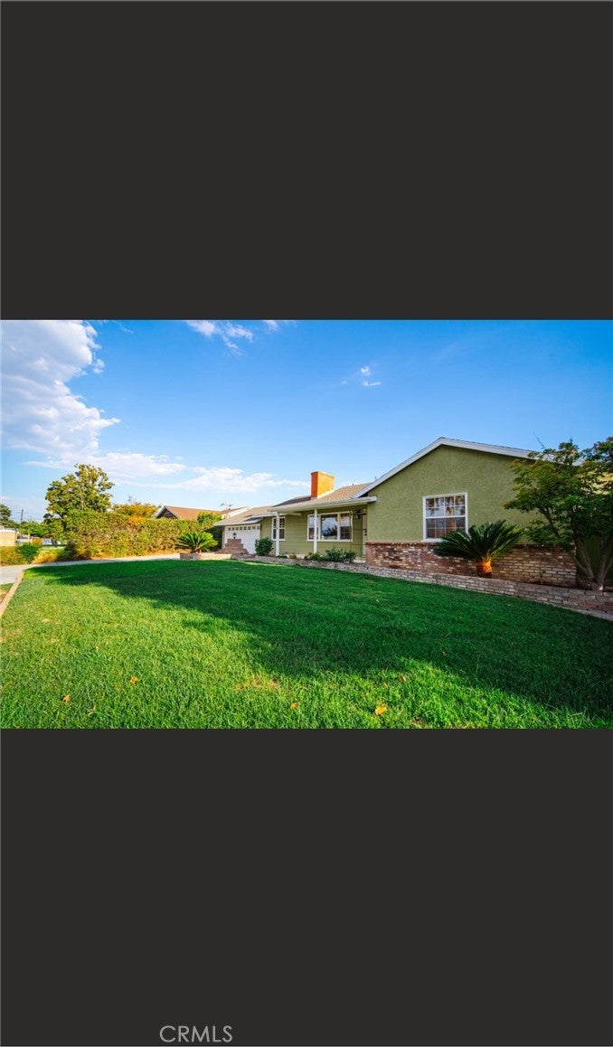 2128 E Larkwood