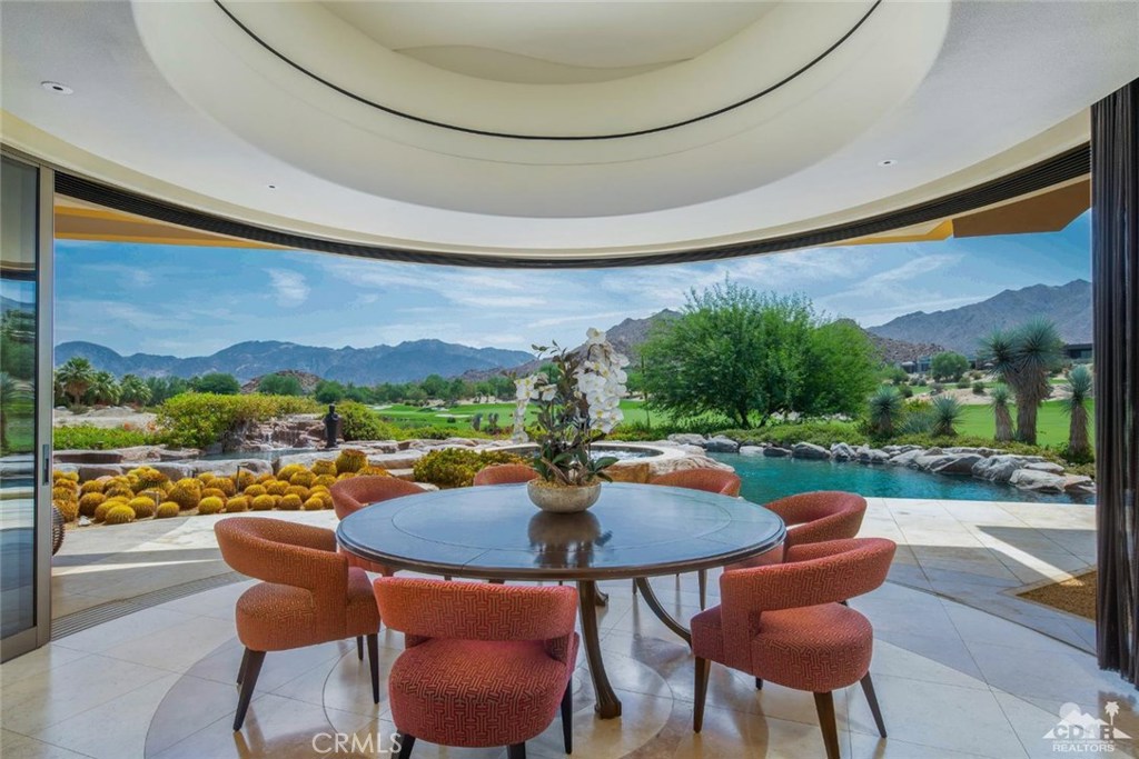 Absolutely stunning South Facing, Double Lot, Lake Views, Mountain Views, on the Golf Course for under $6,000,000. 890 Crescent Falls was built to entertain its owner's wonderful appetite for beauty. Experience luxury the Bighorn way. Phenomenally tasteful & blatantly superior. Call me today for an exclusive showing.