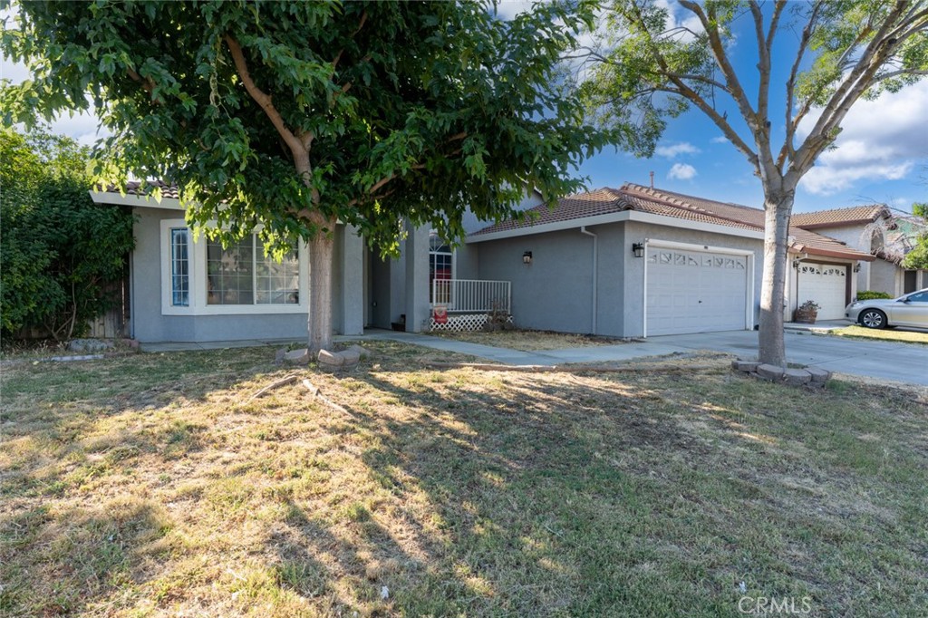 Located in the established College Greens neighborhood of Los Banos , this 3-bedroom, 2 bathroom home offers 2,075 square feet of living space, plus a den and both separate living and family rooms. Built in 1999, the layout is functional and spacious, providing plenty of room to spread out and customize to your needs. The den adds flexibility which is ideal for a home office, guest room, or hobby space. The home includes a primary suite with a private bathroom, as well as two additional bedrooms and a second full bathroom. This home has great potential for a buyer ready to make it their own.