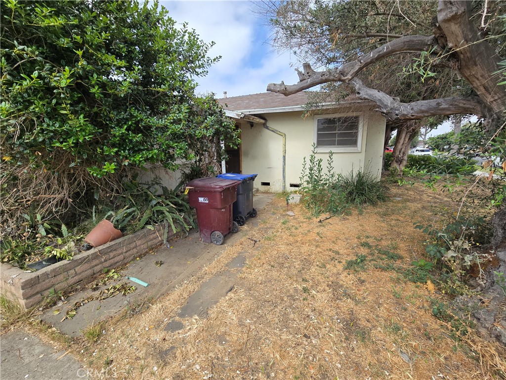 1802 W Martha Lane