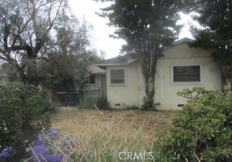 1802 W Martha Lane Santa Ana CA 92706