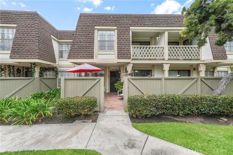 Photo of 15110 Henley Drive #51, Westminster, CA 92683 (MLS # OC25185105)