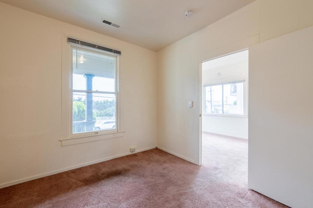 271 Foam Street