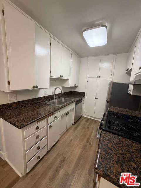 Photo of 848 S Holt Street #209, Los Angeles, CA 90035 (MLS # 26869885)