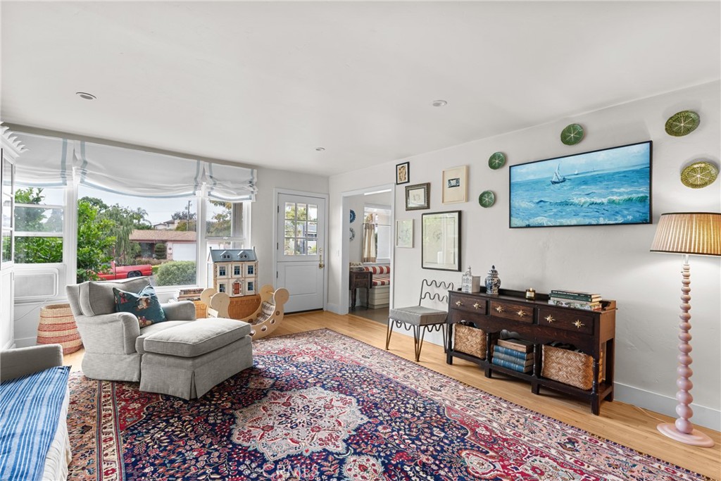 West of 101(1000) - Residential